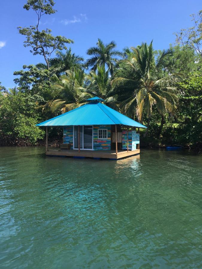 El Toucan Loco Floating Lodges Tierra Oscura Kültér fotó