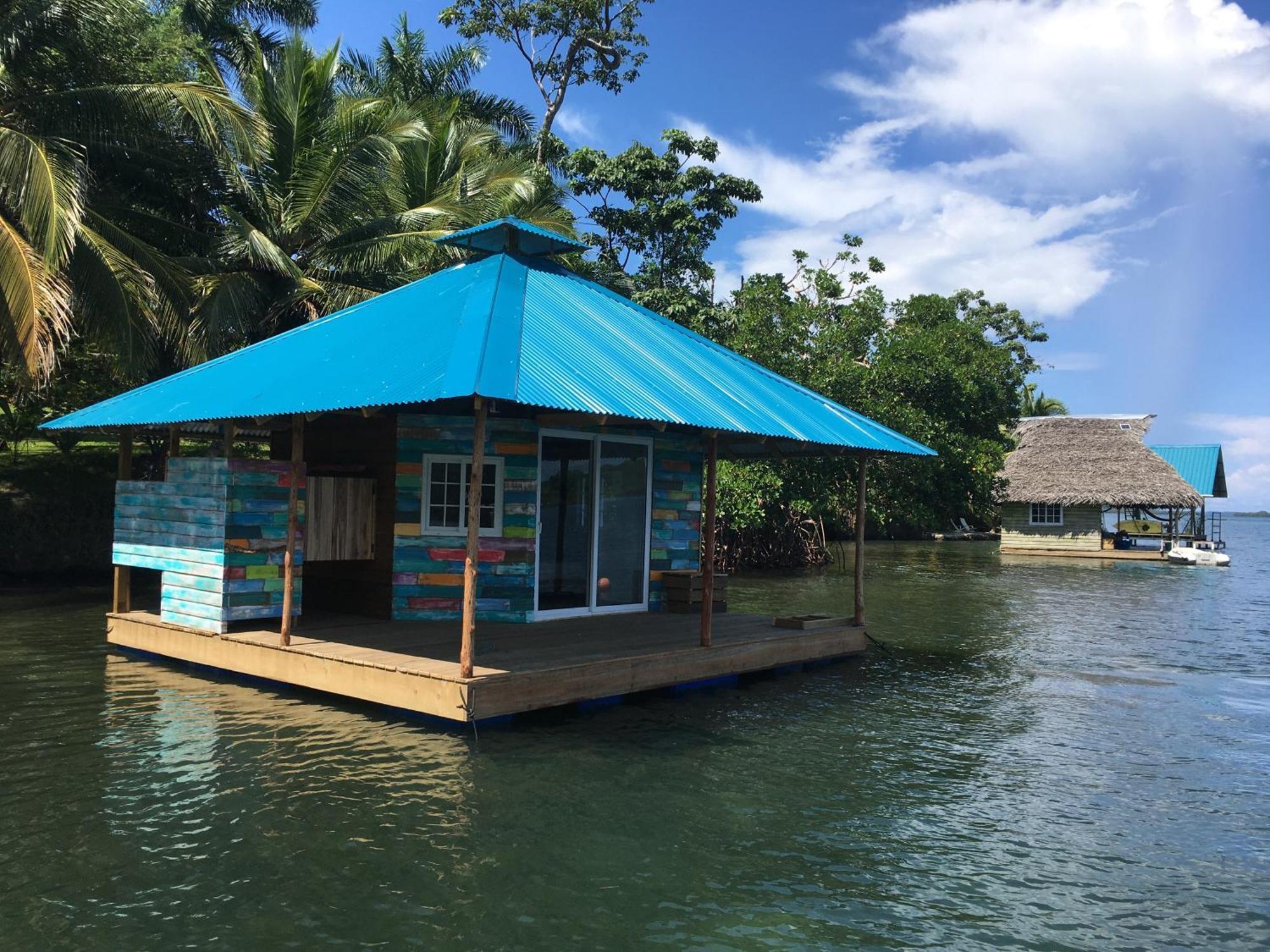 El Toucan Loco Floating Lodges Tierra Oscura Kültér fotó