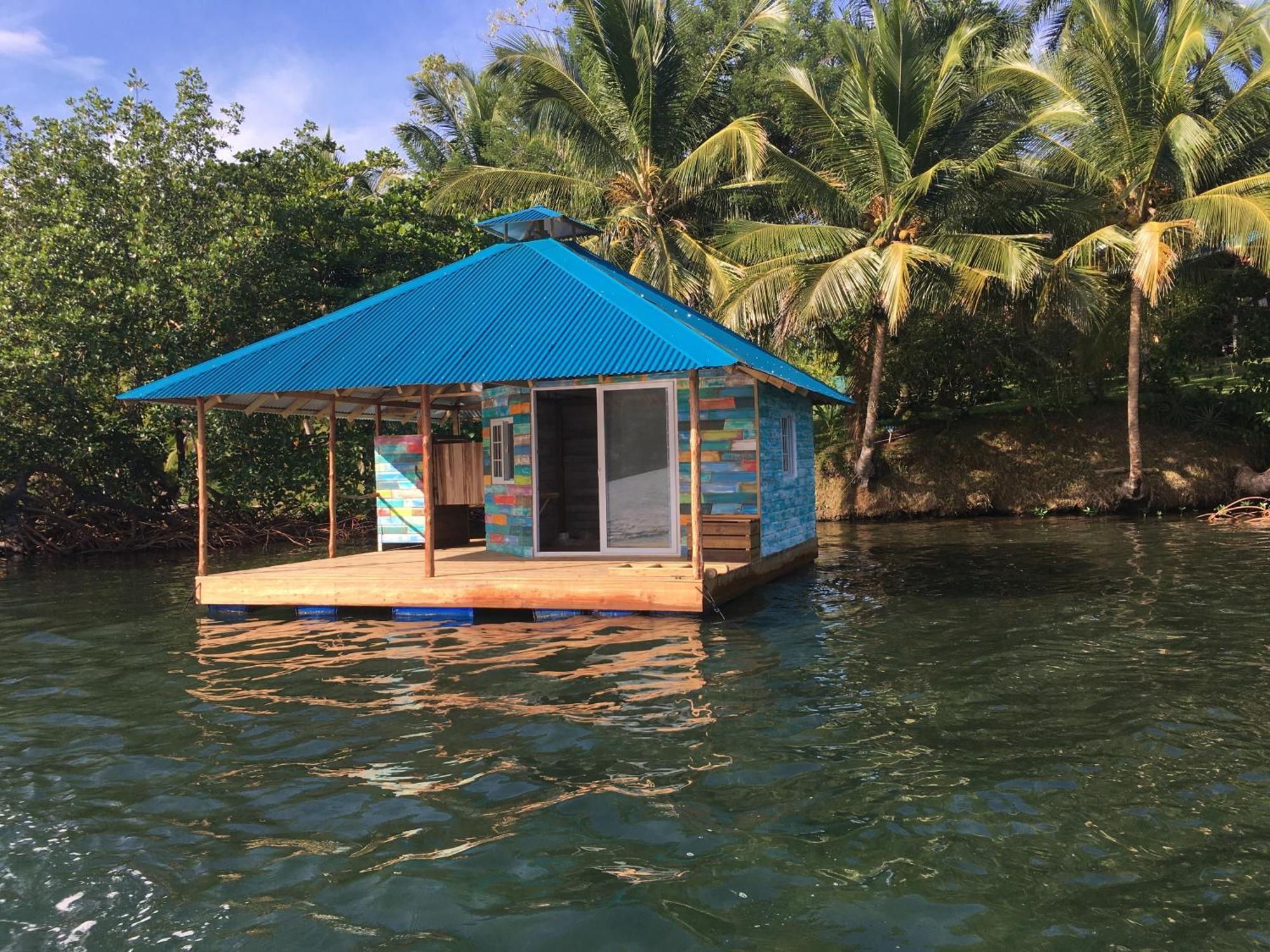 El Toucan Loco Floating Lodges Tierra Oscura Kültér fotó
