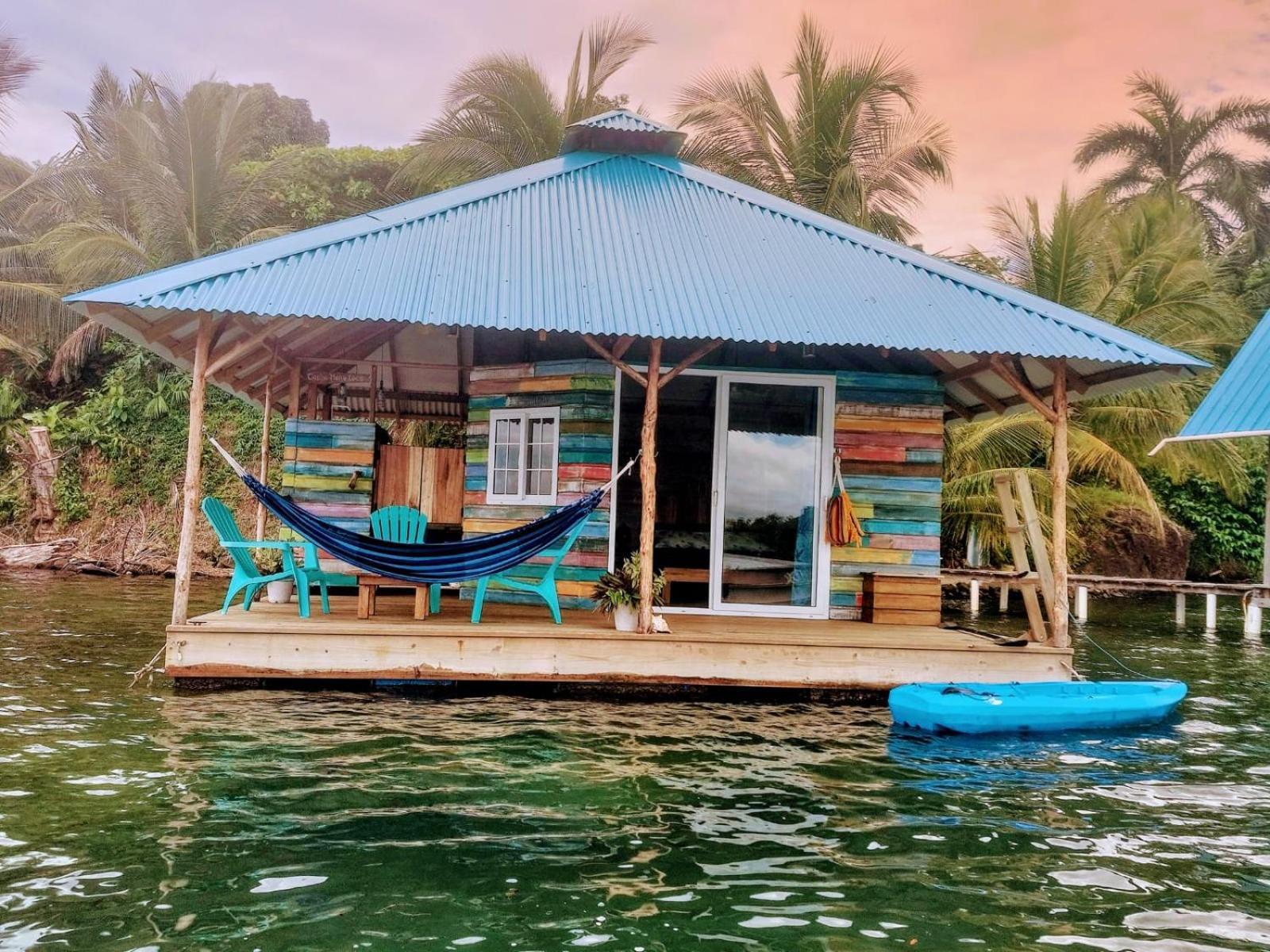 El Toucan Loco Floating Lodges Tierra Oscura Kültér fotó